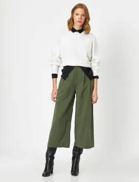 16304 Khaki Culotte Trousers