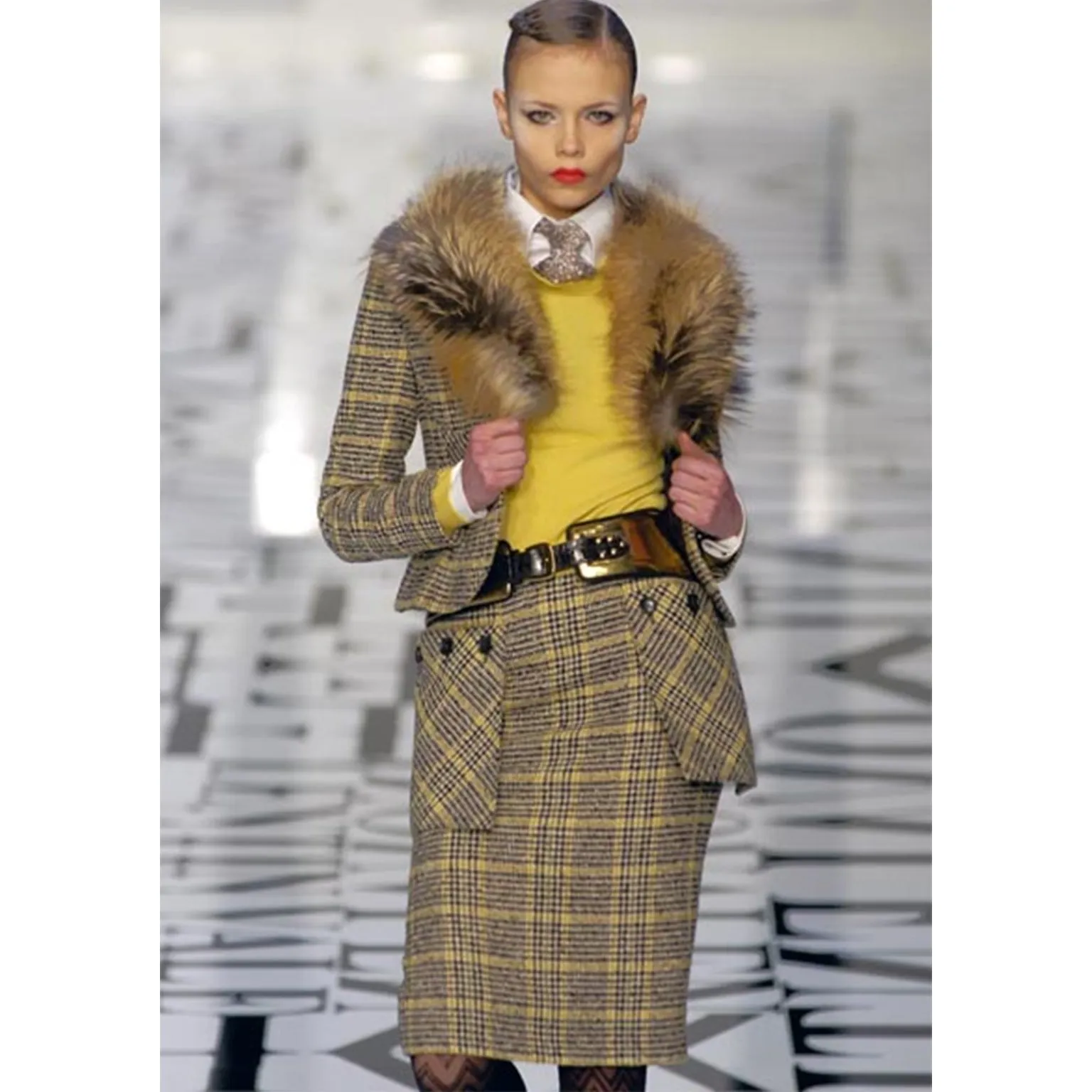 2004 Valentino Garavani Runway Plaid Skirt & Jacket Suit w Fox Fur