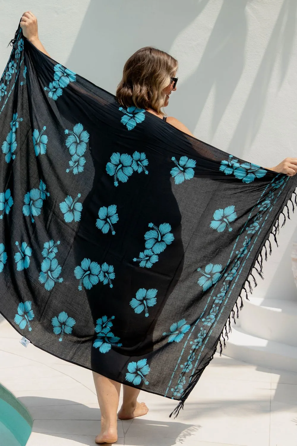 Aloha Sarong - Black & Dark Sky Blue