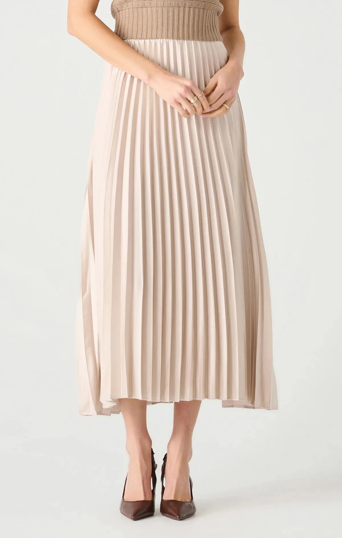 Dex Pull On Pleated Maxi Skirt