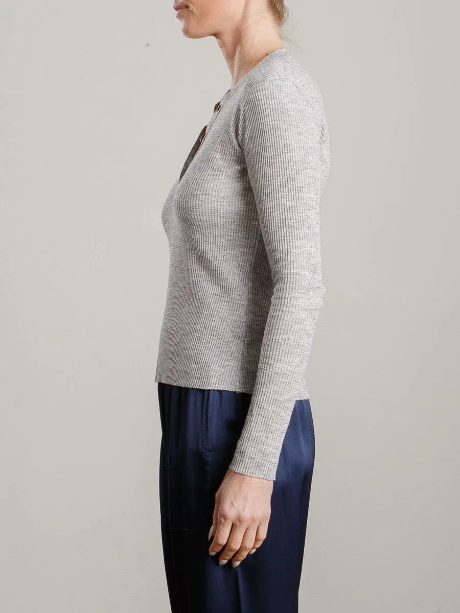 Jude Henley in Thermal - Heather Grey