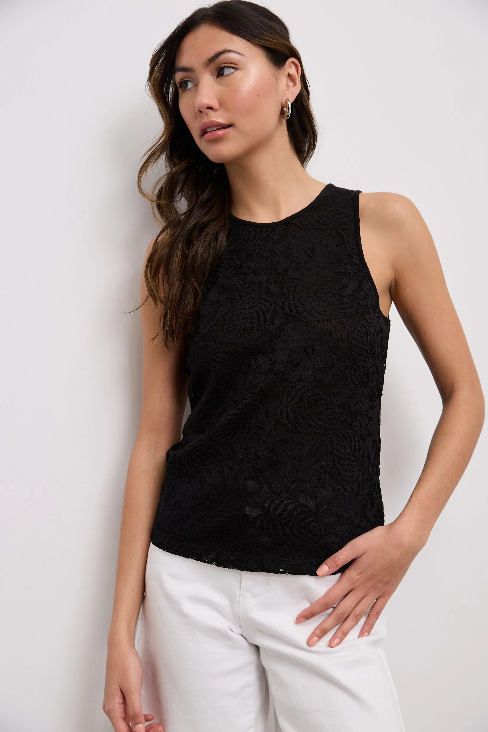 Lace sleeveless top