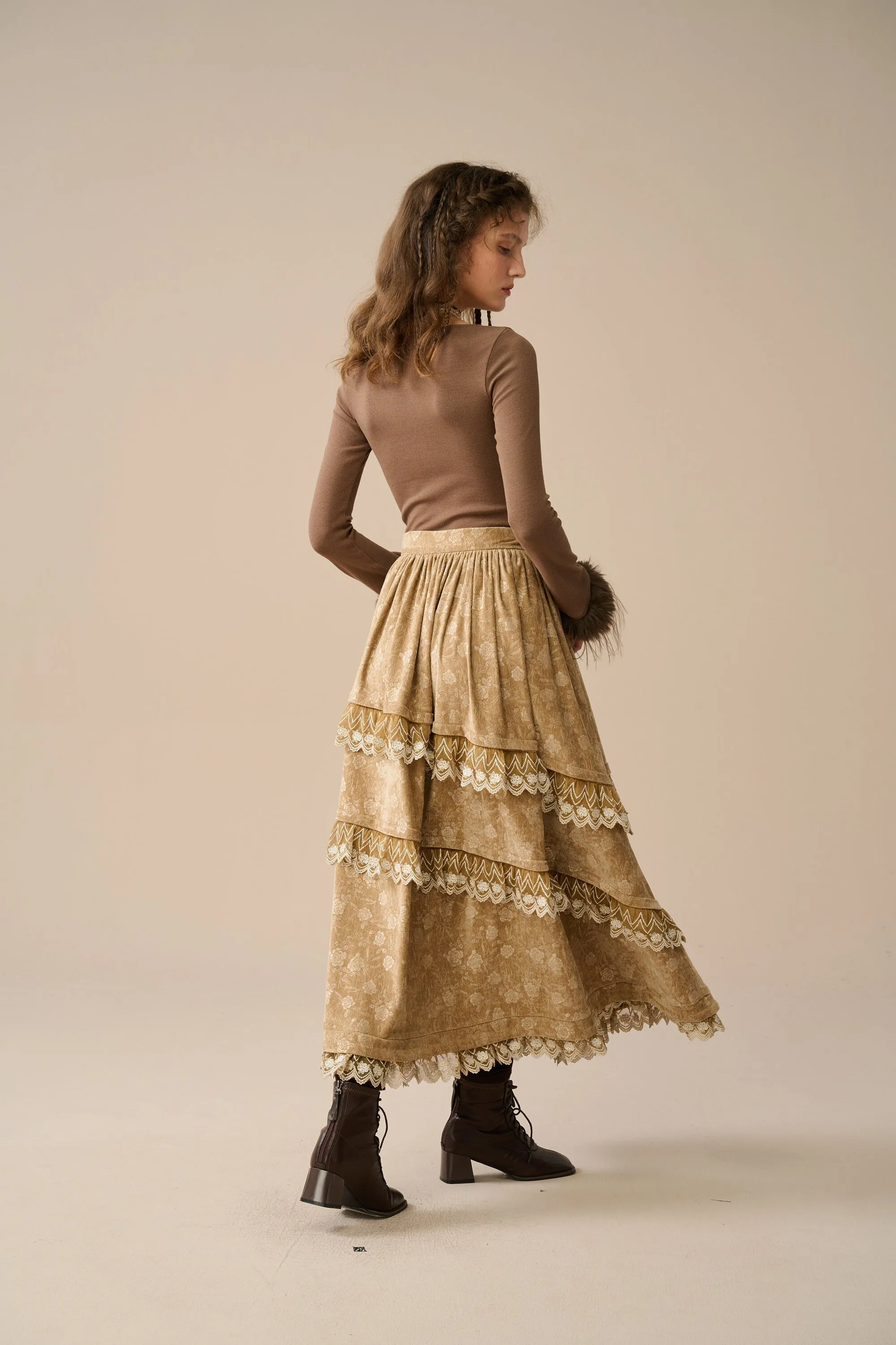 Monica 13| layered velvet skirt with lace