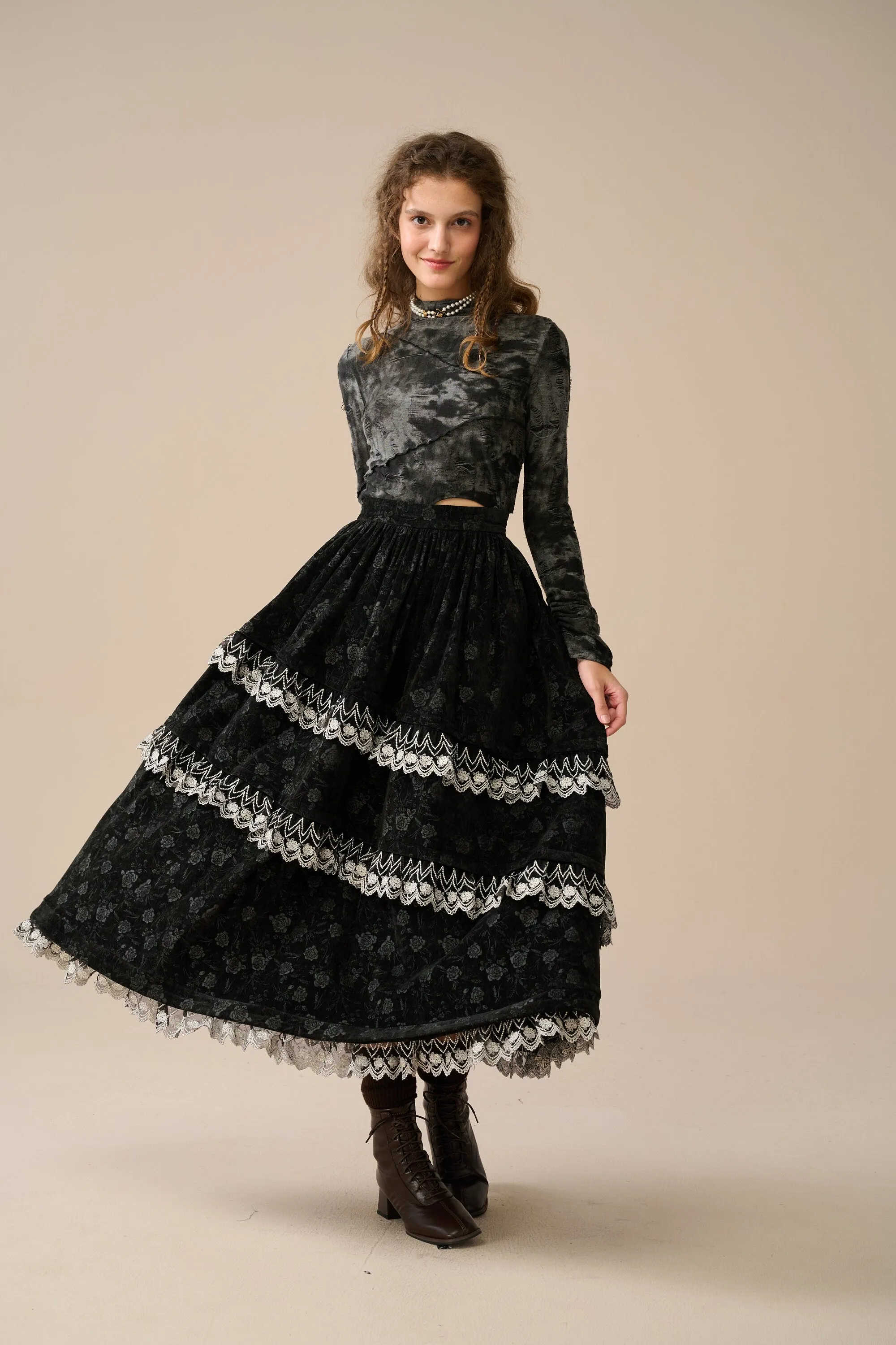 Monica 13| layered velvet skirt with lace