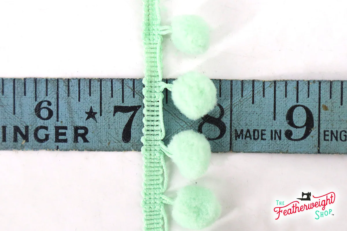 Pom-Pom Trim, MINT 1/2" Ball