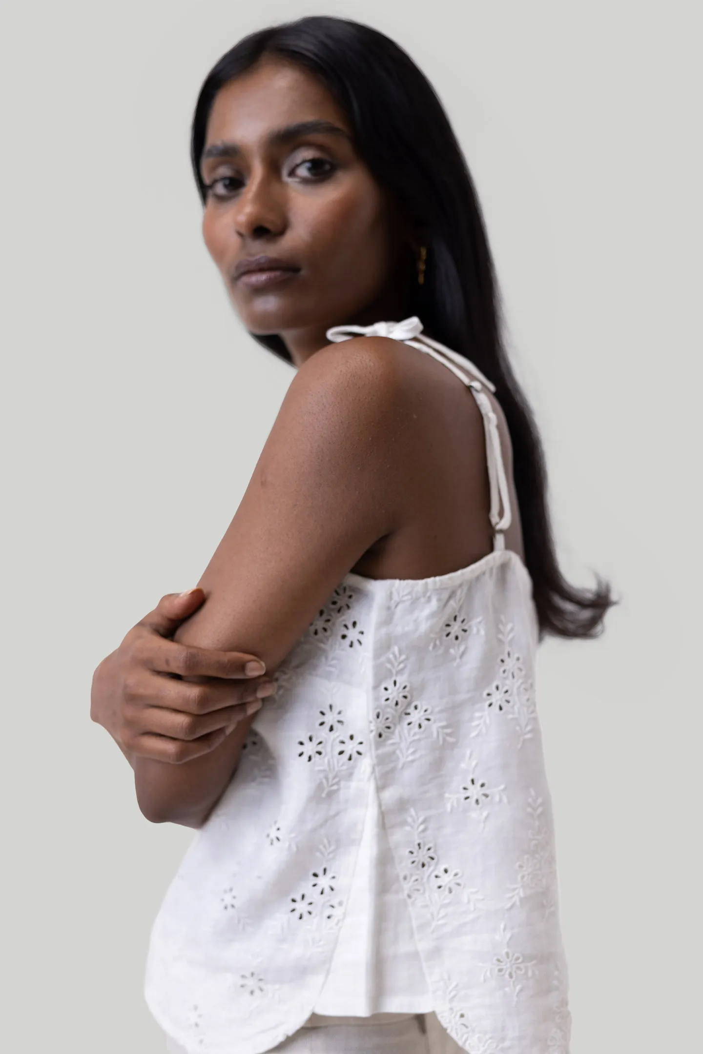 Reistor Tie-up Camisole in White Embroidery