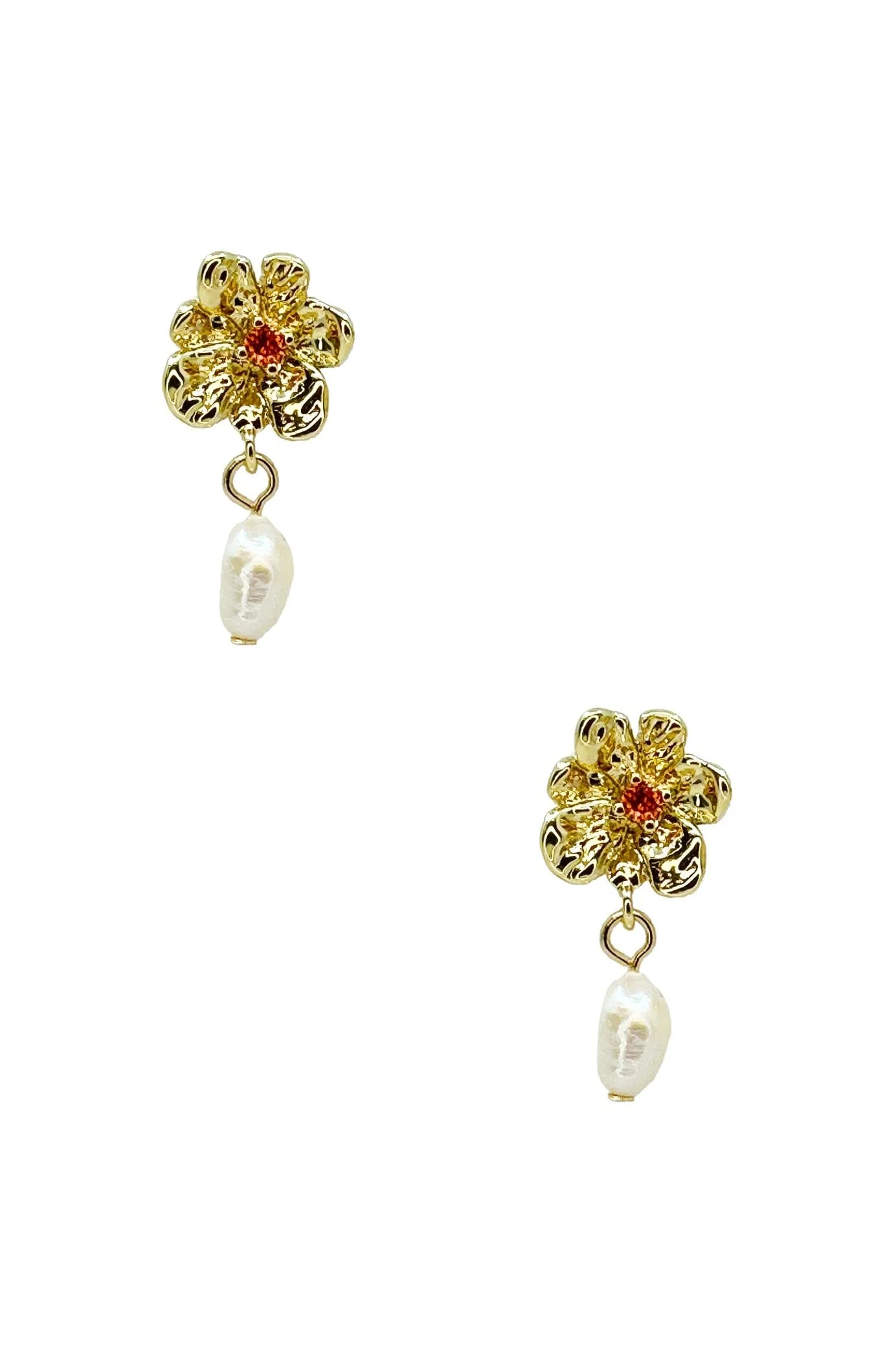 Reya Pearl Earrings