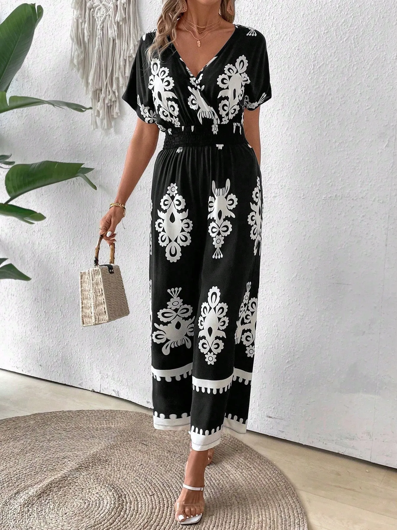 SHEIN VCAY V-Neck Contrast Pattern Short Sleeve Elastic Waist Summer Casual Jumpsuit For Vacation