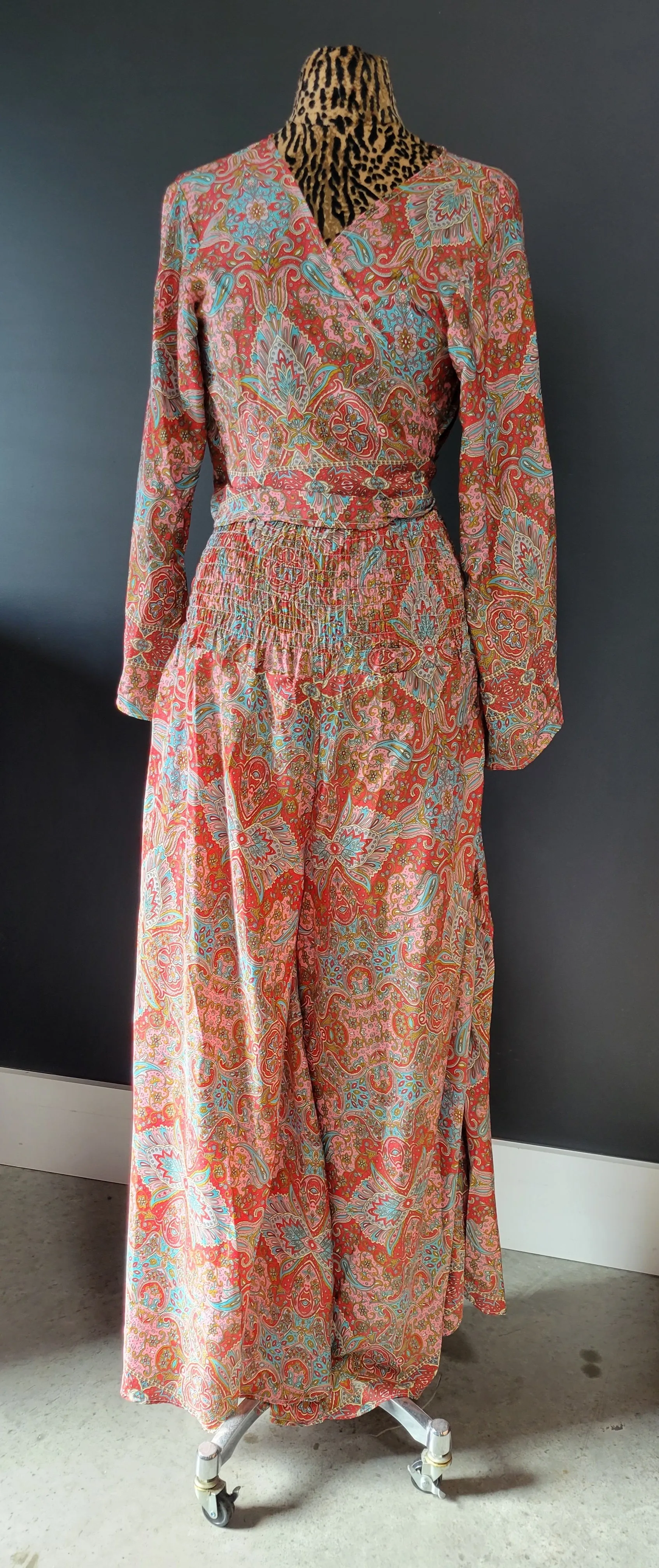 Thai 2 Piece Floral Set