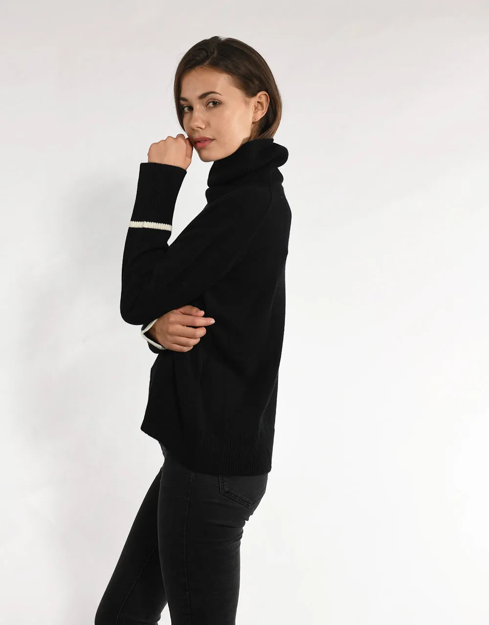 Thick Turtleneck with Fine Stripes in Black