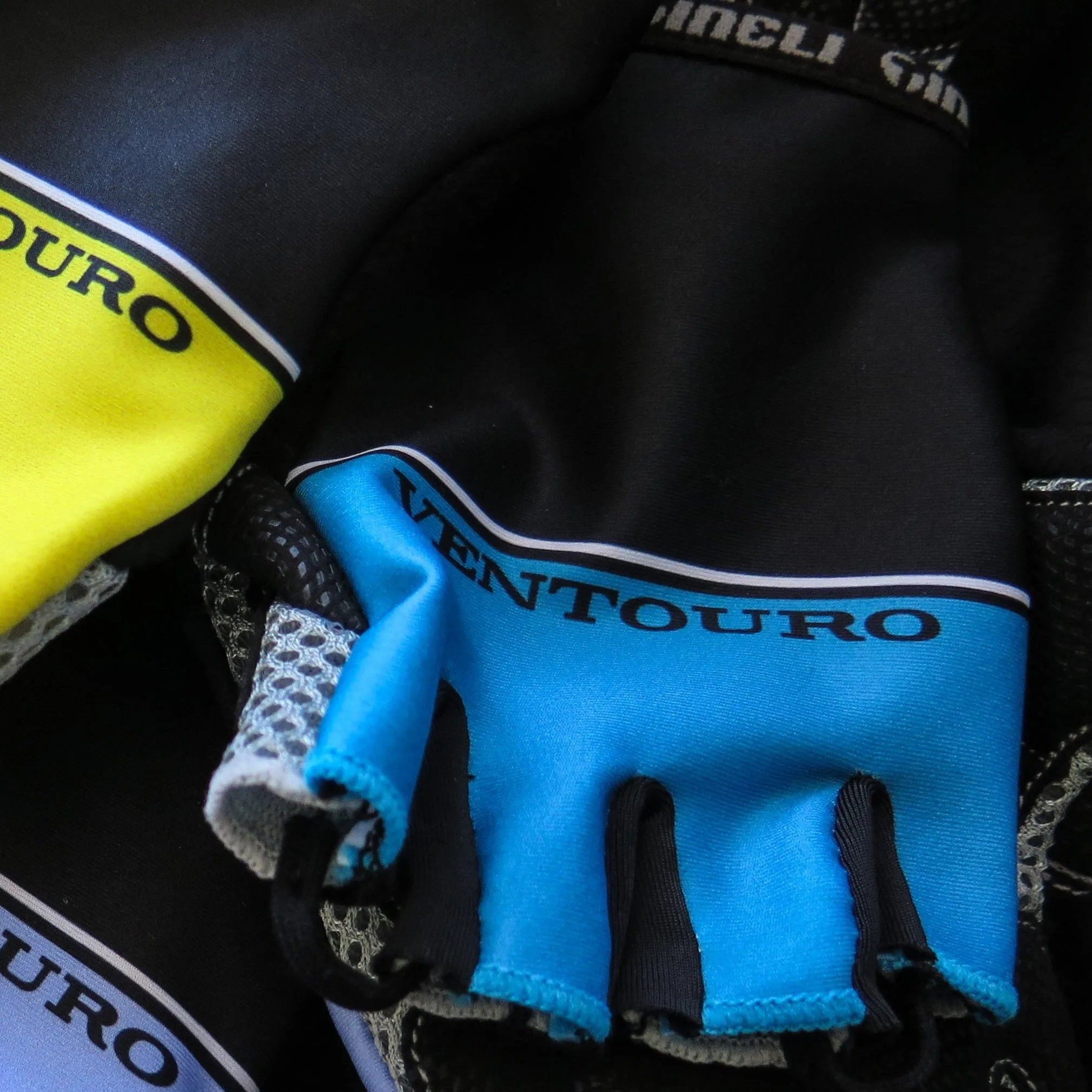 Ventouro Fingerless Cycling Glove