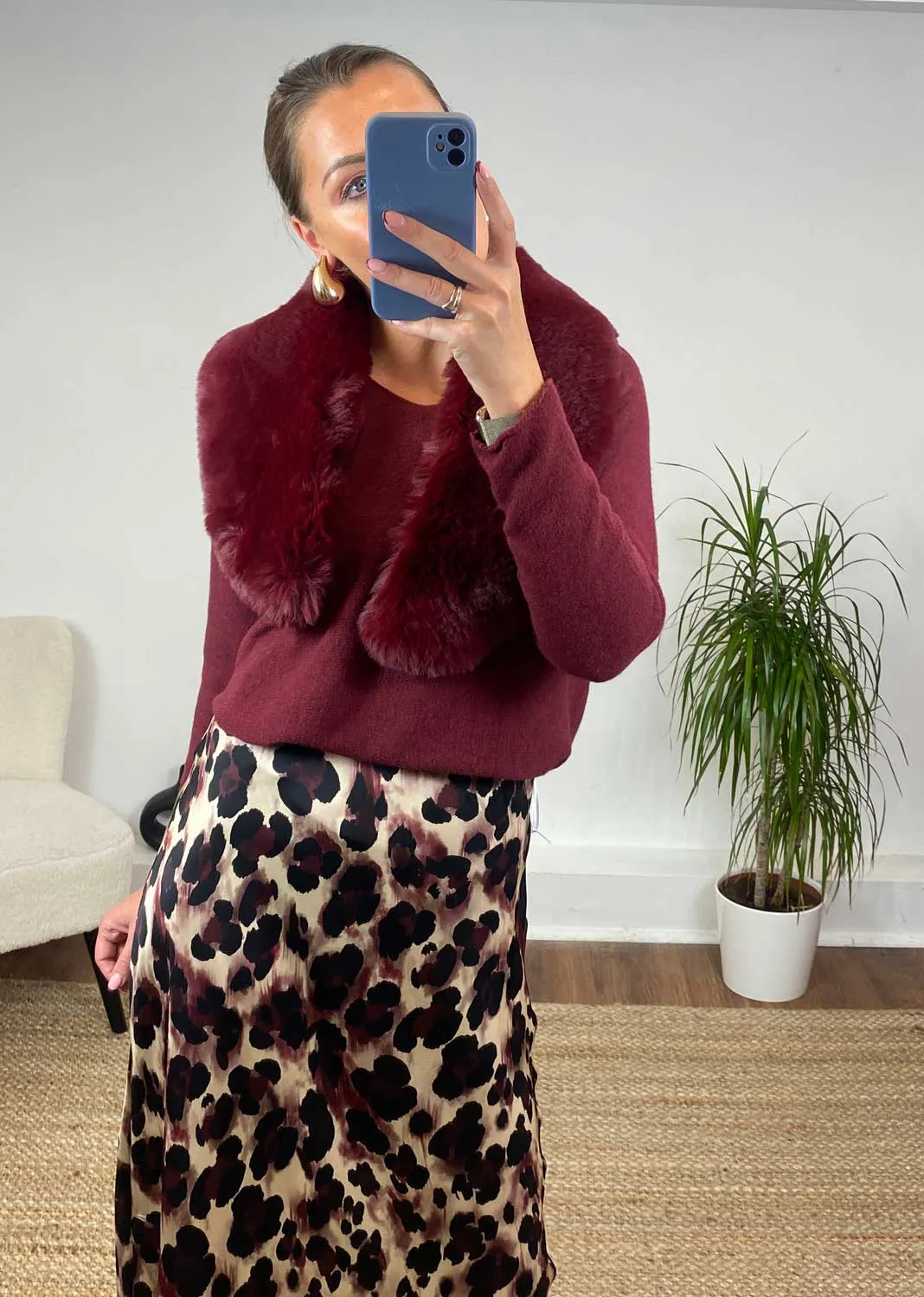 Vivienne Faux Fur Scarf in Burgundy